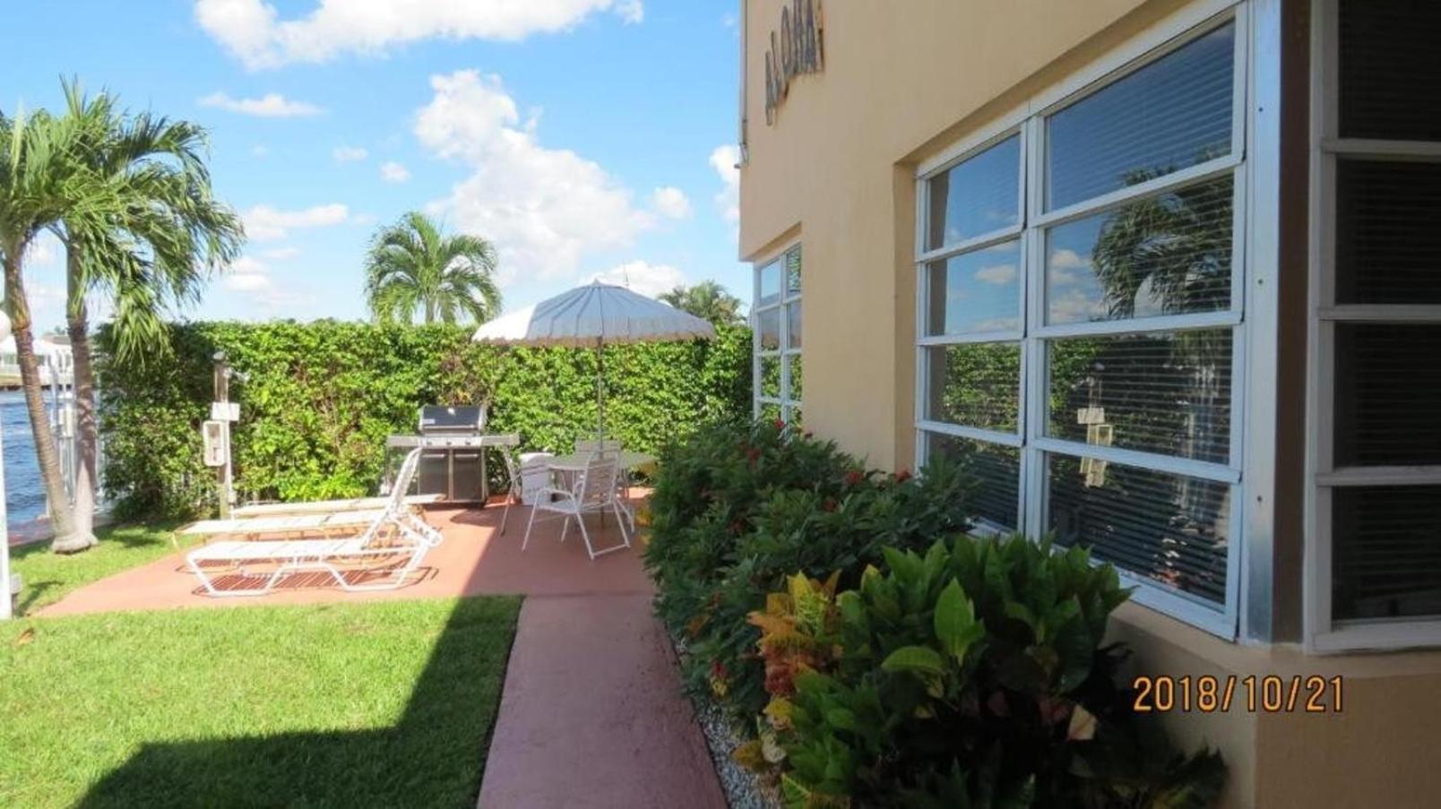 Studio Intracoastal Views! 5 Min Walk To The Beach Villa Pompano Beach Bagian luar foto