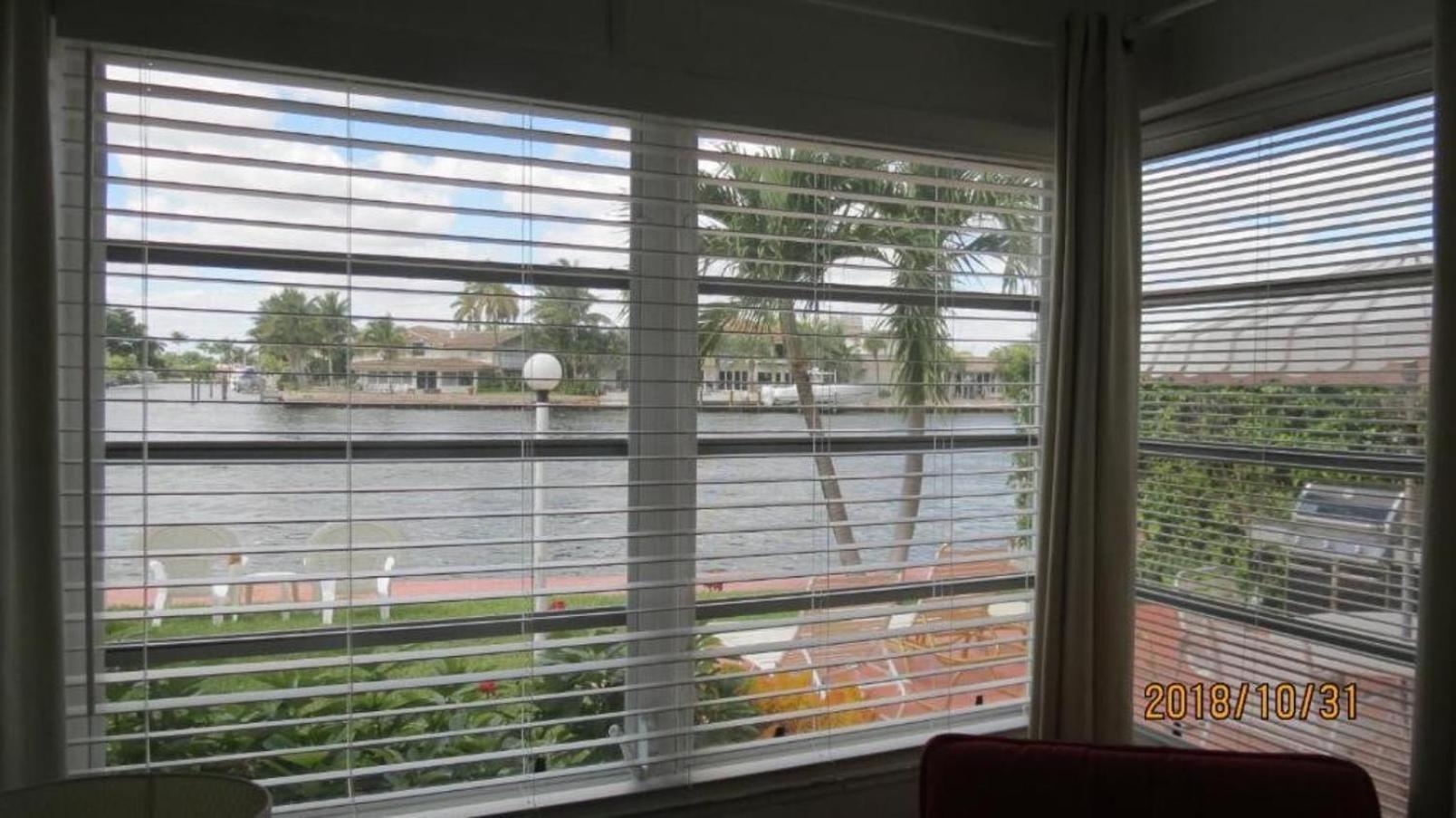 Studio Intracoastal Views! 5 Min Walk To The Beach Villa Pompano Beach Bagian luar foto